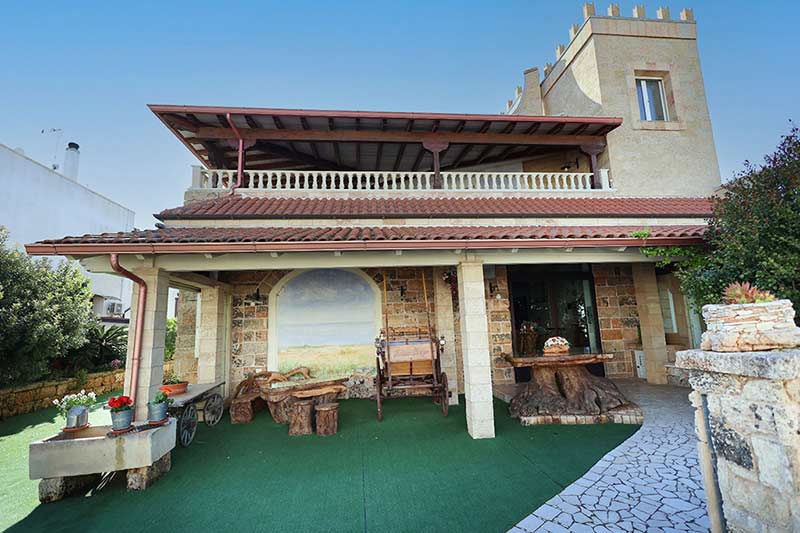 esterno borgo marchese